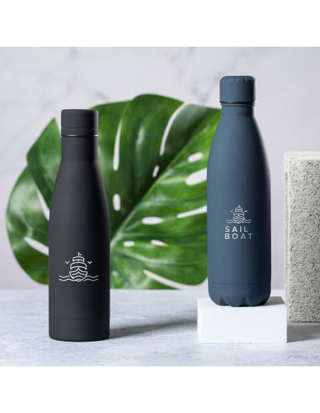 Botella agua de acero inoxidable Augusta acabado goma sin BPA 750ml PERSONALIZABLE