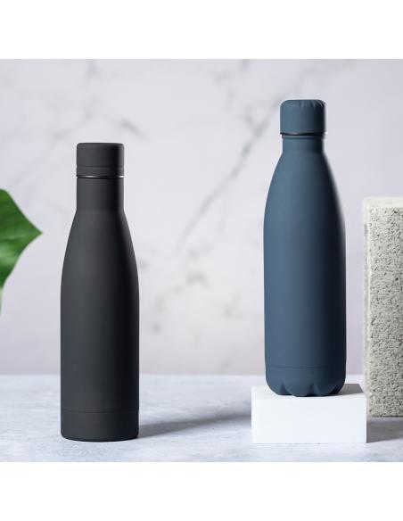 Botella agua de acero inoxidable Augusta acabado goma sin BPA 750ml PERSONALIZABLE