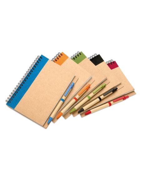Libreta espiral Sarajevo de papel reciclado y boli de papel y ABS PERSONALIZABLE