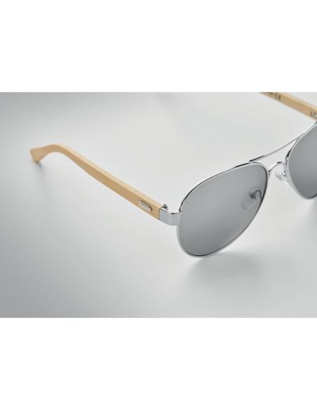 Gafas de sol Jartum con patillas de bambú y lentes espejo con marco metálico PERSONALIZABLE