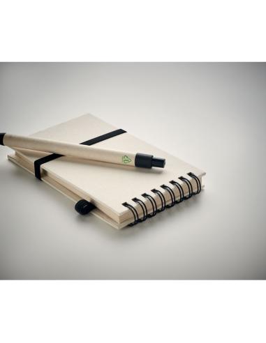 Libreta espiral A6 Montenegro con bolígrafo hecha con tetrabricks reciclados PERSONALIZABLE