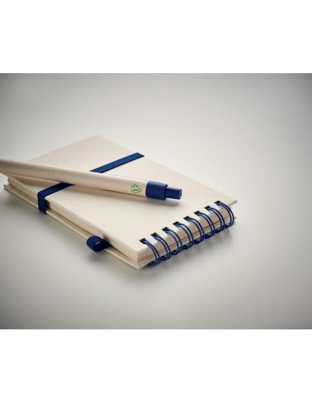 Libreta espiral A6 Montenegro con bolígrafo hecha con tetrabricks reciclados PERSONALIZABLE